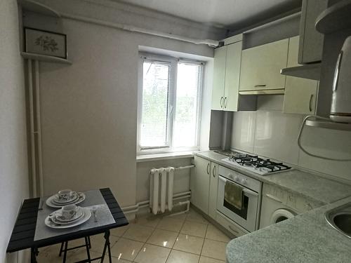 квартира за адресою Олександра Поля просп. (Кірова), 80-А