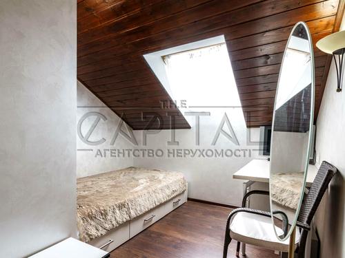 квартира за адресою Регенераторна вул., 4