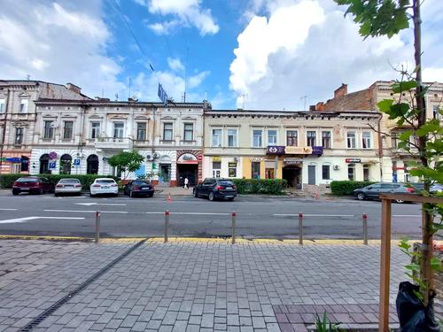комерційна за адресою Січових Стрільців вул., 3