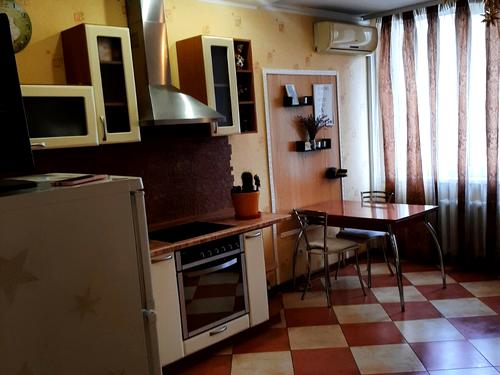 квартира по адресу Вячеслава Черновола ул., 20