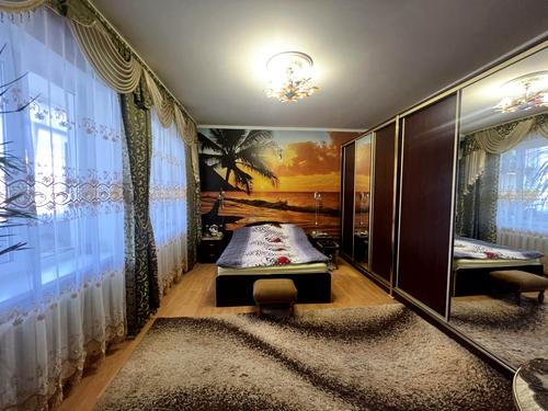 будинок за адресою Космонавтів, 21