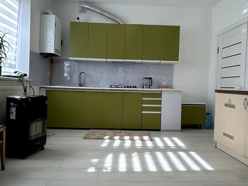 будинок за адресою Шкільна, 8