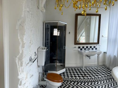 квартира за адресою Кропивницького вул., 8