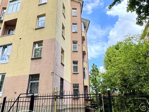 квартира за адресою Івана Карпинця вул. (), 10