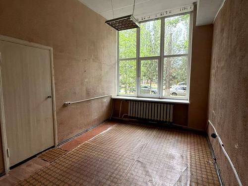 комерційна за адресою Незалежності просп. (Карла Маркса), 9а