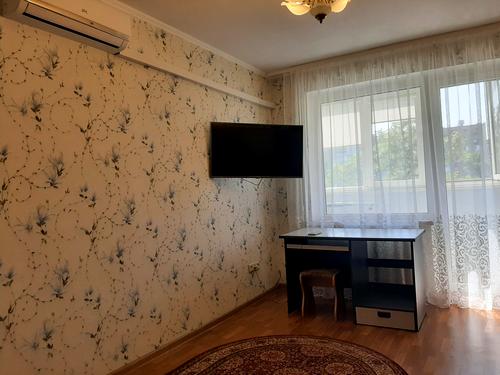 квартира за адресою Героїв полку 