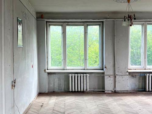 комерційна за адресою Заводська вул., 10
