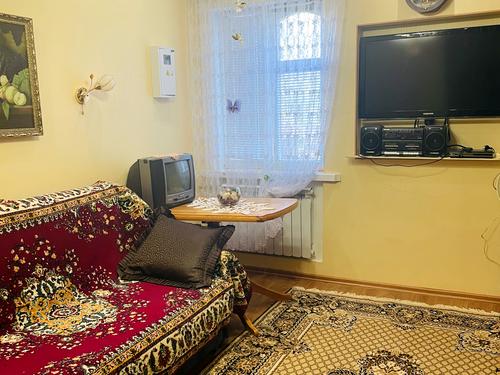 будинок за адресою Садова