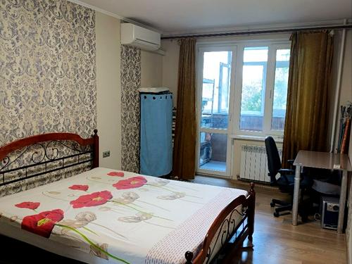 квартира за адресою Старицького вул., 15