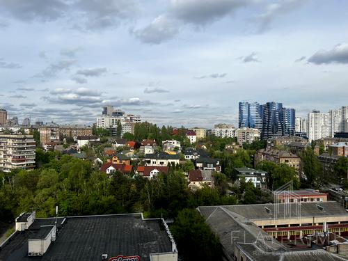 квартира за адресою Джона Маккейна вул. (Івана Кудрі), 7