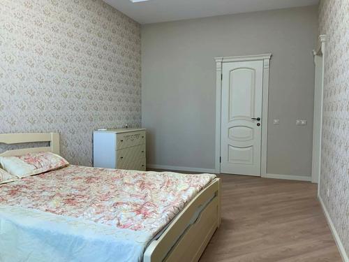 квартира за адресою Срібнокільська вул., 3-А
