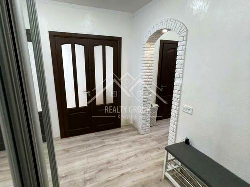 квартира за адресою Кропивницького вул., 44