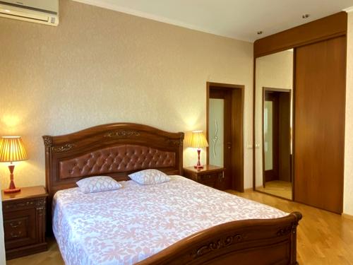 квартира за адресою Лабораторна вул., 8