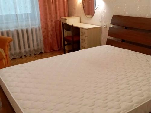 квартира за адресою Євгена Танцюри вул., 22