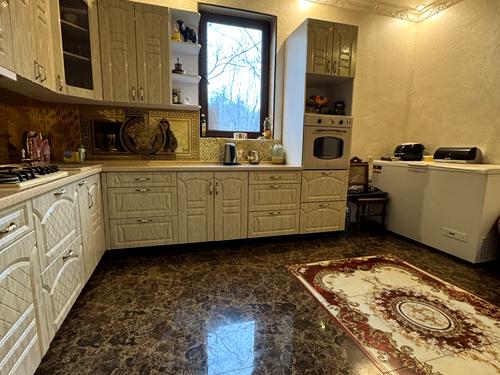 будинок за адресою Оборонна вул.