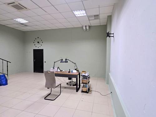 коммерческая по адресу Владимира Ивасюка просп. (Героїв Сталінграду), 8