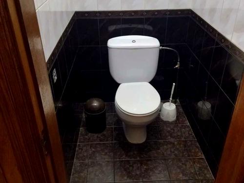 квартира за адресою Академіка Чекмарьова вул., 1А