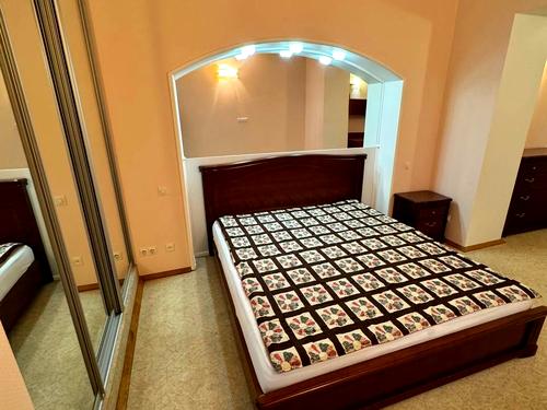 квартира по адресу Василя Сліпака ул. (Ермоловой), 52