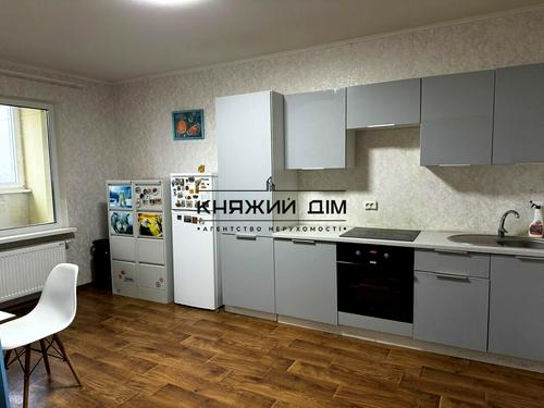 квартира по адресу Академика Глушкова просп., 9-Є