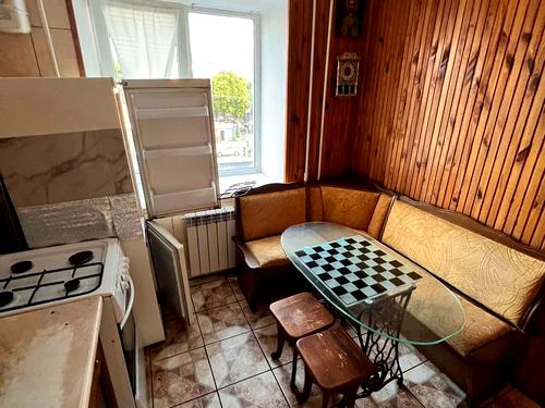 квартира за адресою Перемоги просп., 102