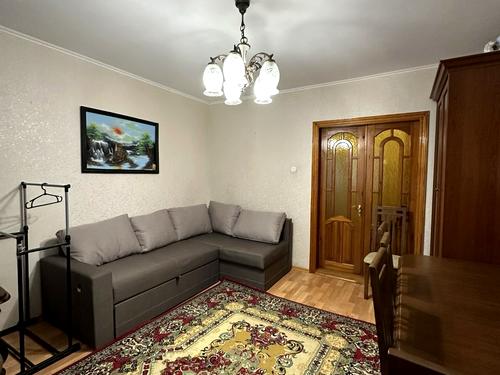 квартира за адресою Довженка вул., 7
