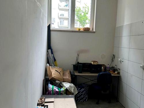 комерційна за адресою Малоголосківська вул., 28а