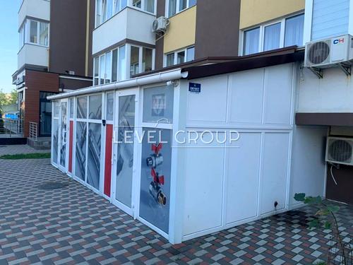 комерційна за адресою Центральна вул., 140-Б