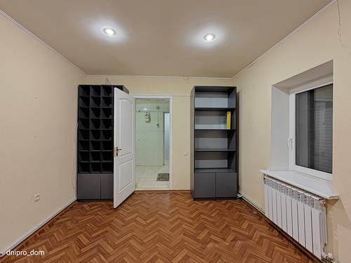комерційна за адресою Щепкіна вул., 2