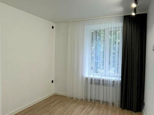квартира по адресу Строителей ул., 5
