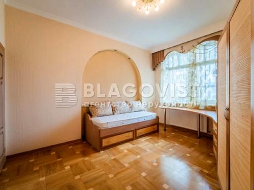 квартира за адресою Старонаводницька вул., 6-Б