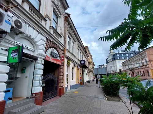 комерційна за адресою Січових Стрільців вул., 3