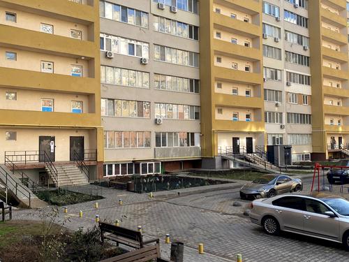 квартира за адресою Академіка Сахарова вул., 16