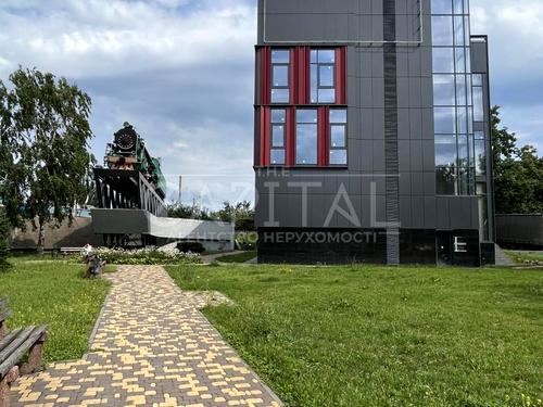 комерційна за адресою Петра Кривоноса пл., 12