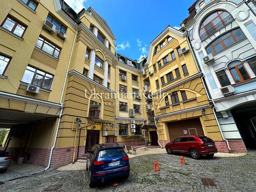 квартира за адресою Воздвиженська вул., 28/30
