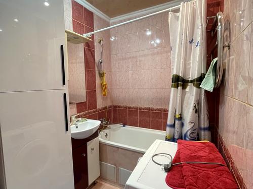квартира за адресою Романа Шухевича вул., 18