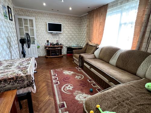 квартира за адресою Перемоги вул., 49