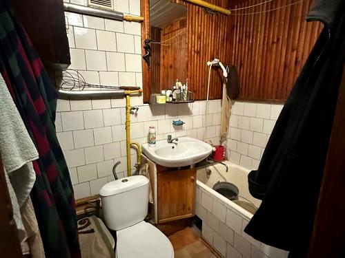 квартира за адресою Кам'янецька вул., 72