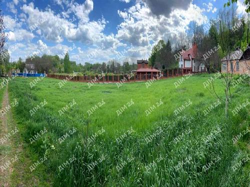 участок по адресу 