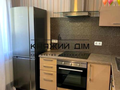 квартира за адресою Єлизавети Чавдар вул., 8