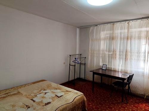 квартира за адресою Небесної Сотні просп. (Маршала Жукова), 10