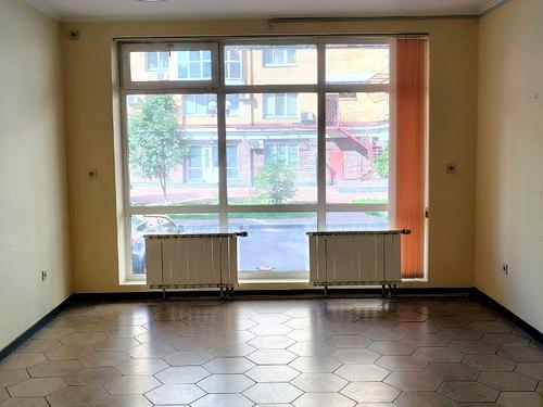комерційна за адресою Оболонська набережна вул., 19