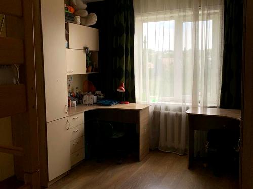 квартира за адресою Автозаводська вул., 20