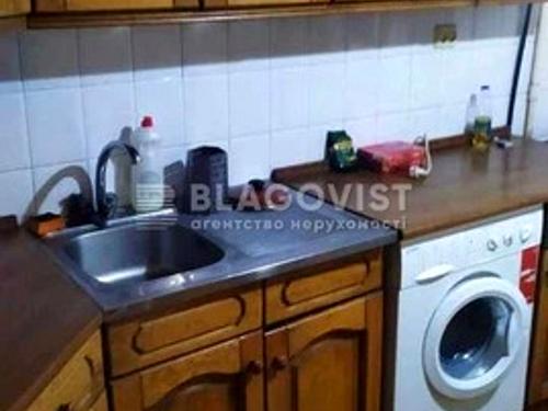 квартира за адресою Драгоманова вул., 25