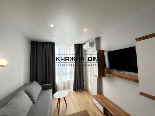 квартира за адресою Дніпровська набережна вул., 17В