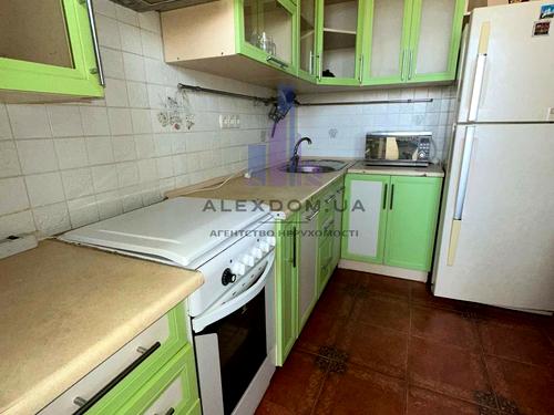 квартира за адресою Перемоги просп., 18