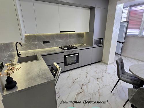 квартира за адресою Святошинська вул., 56