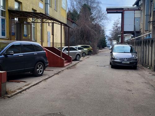 комерційна за адресою В'ячеслава Липинського вул. (), 54
