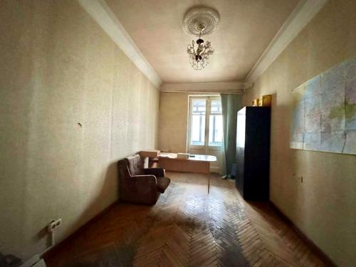 квартира за адресою Шота Руставелі вул., 10