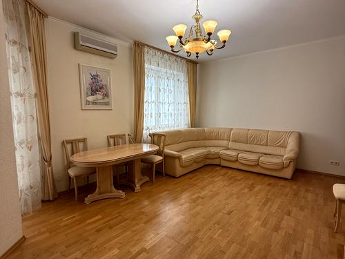 квартира за адресою Єжи Ґедройця вул. (Тверська), 2