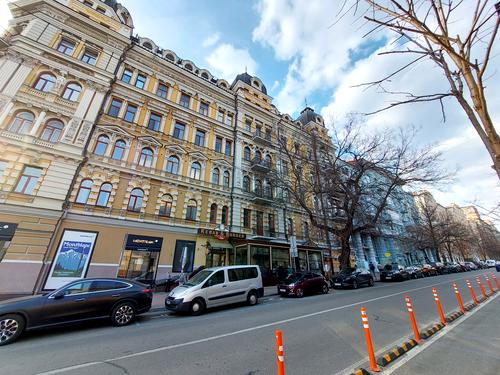 квартира по адресу Лисенка ул., 8